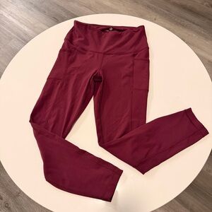 Yogalicious Deep Red / Magenta Leggings size small